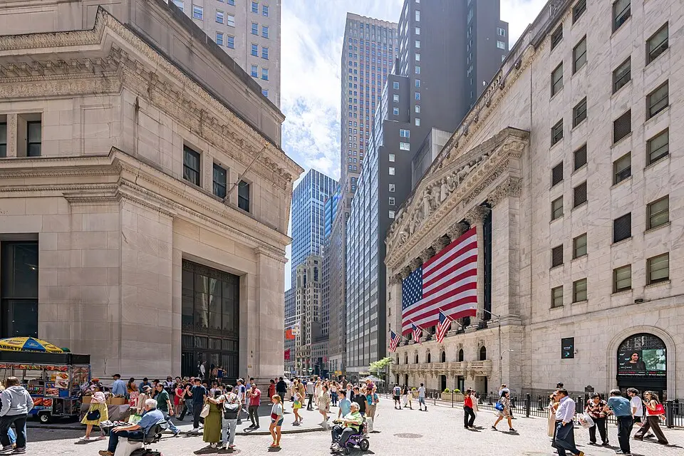 Wall Street & the Charging Bull